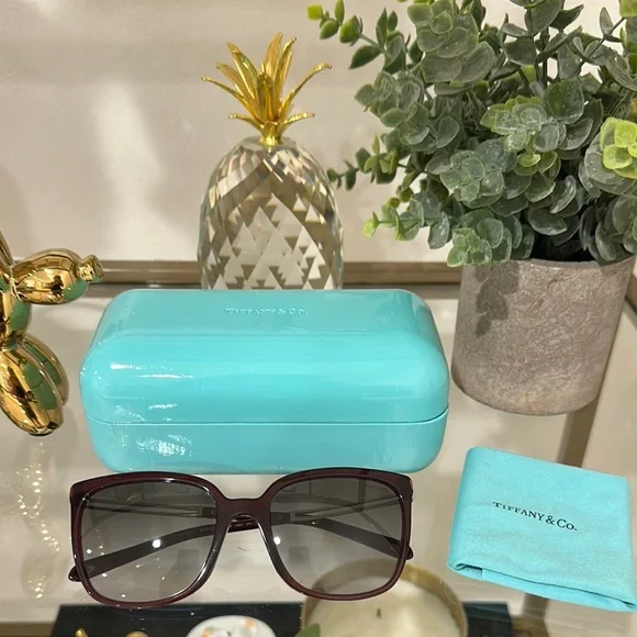 Tiffany & Co. | Accessories | Tiffany Co Phantos Sunglasses  display picture 1